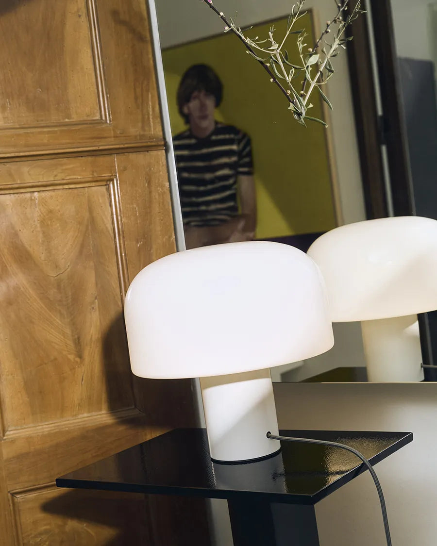 Bellhop Glass Table Lamp von Flos
