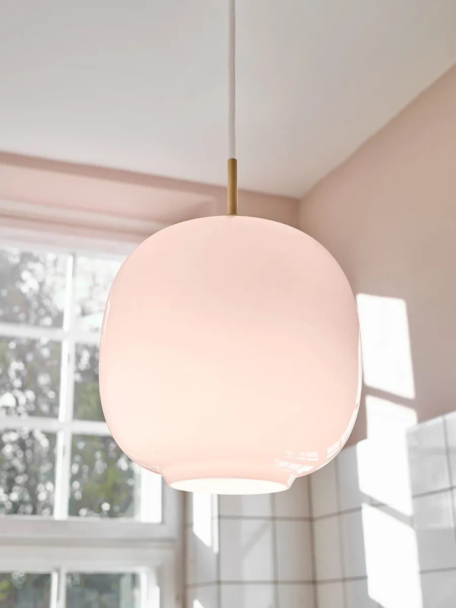 VL45 Radiohus Pale Rose Pendelleuchte 250 von Louis Poulsen