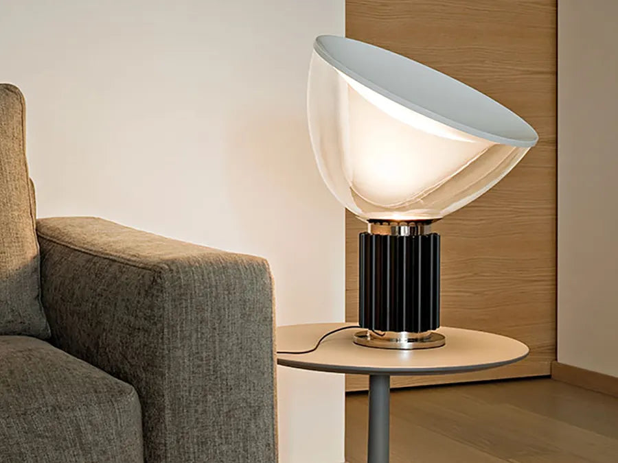Taccia Tischleuchte, small fra Flos